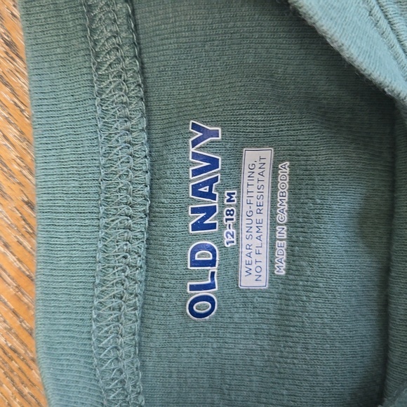 12M pajama bundle - Picture 6 of 7